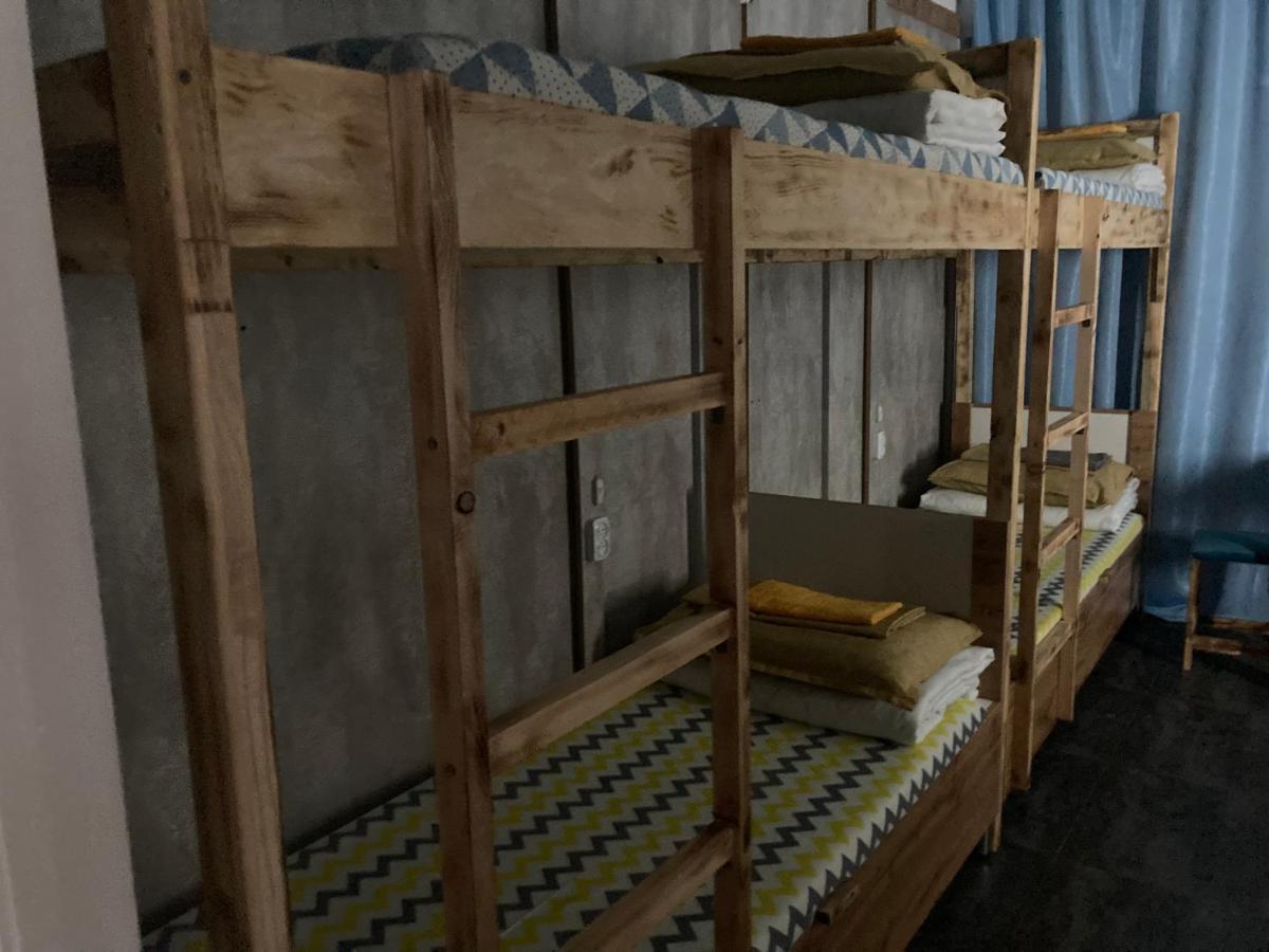 Hostel Del Luna 알마티 외부 사진