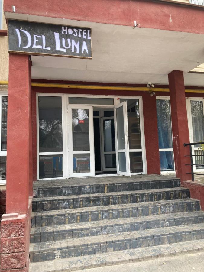 Hostel Del Luna 알마티 외부 사진