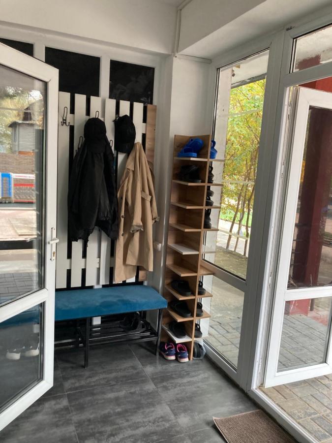 Hostel Del Luna 알마티 외부 사진