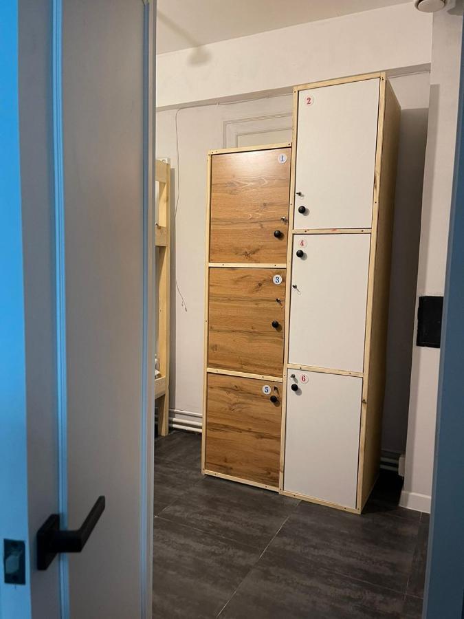 Hostel Del Luna 알마티 외부 사진